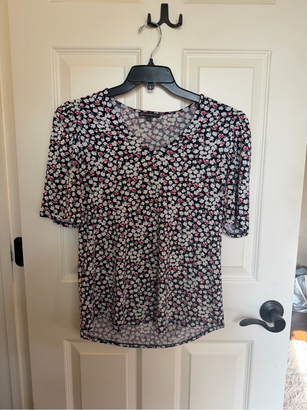 Adrianna Papell Floral Print Women's Top in Black and Pink
